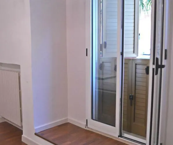 Eden De Martino מונופולי