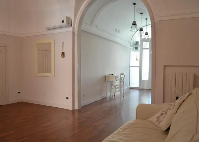 Eden De Martino * Monopoli